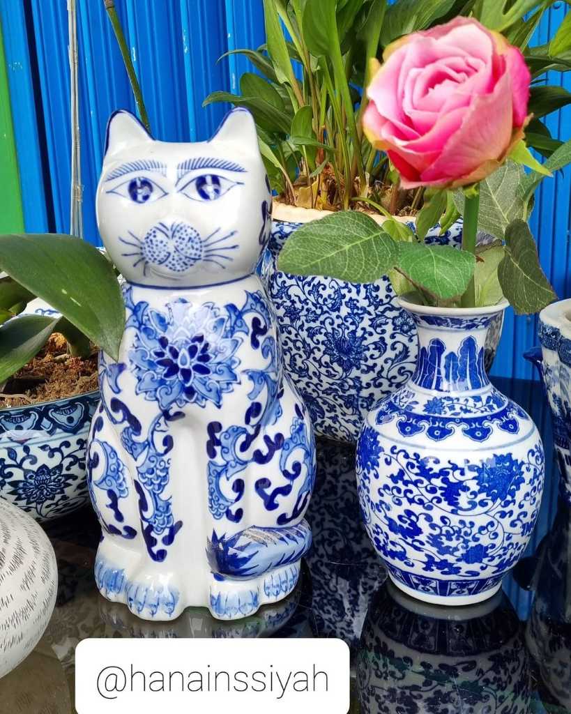 Patung Keramik Vintage