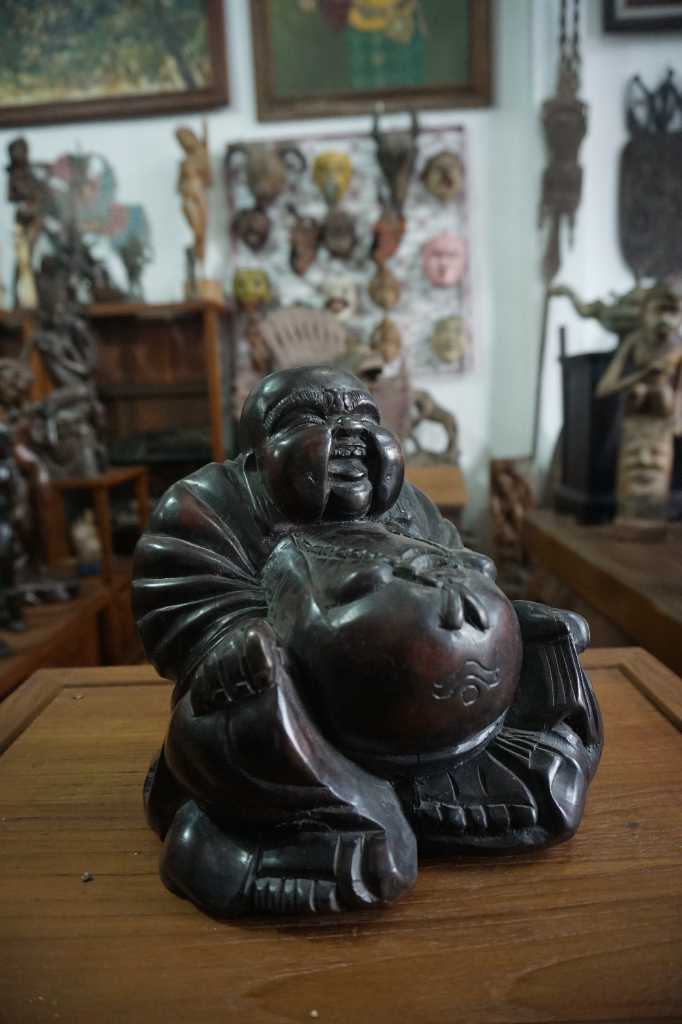 Patung Kayu Julaihud