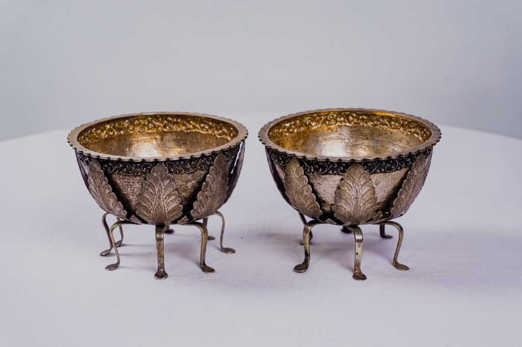 Satu Pasang Kobokan Perak