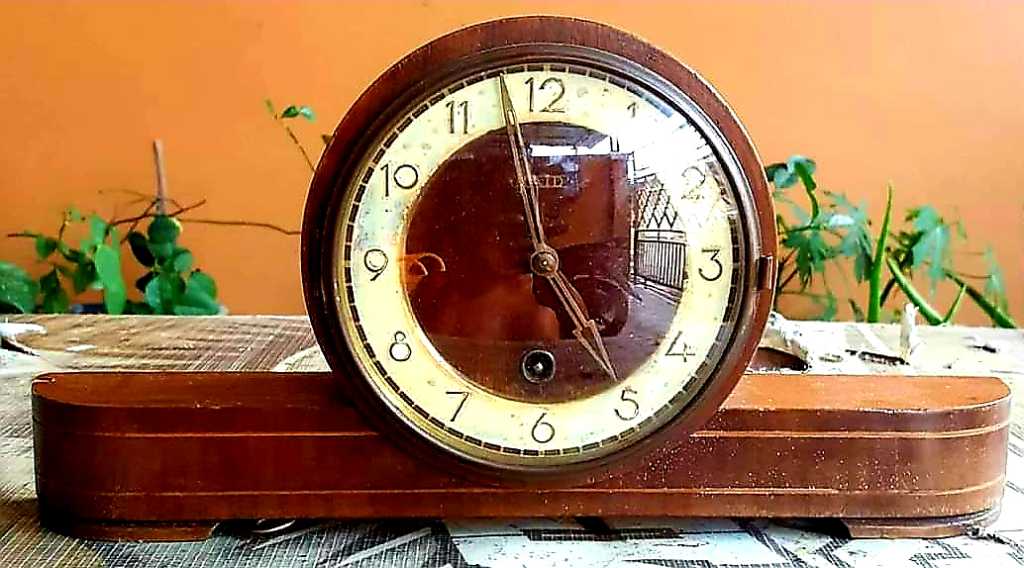 Jam Meja Antik Tua Germany Merk HAID 1 Lubang