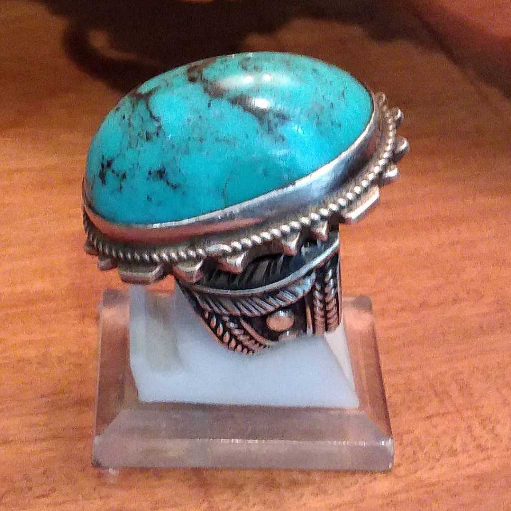 Pirus persi Ukuran besar, njenong Ring perak