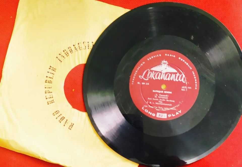 Piringan Hitam Bandjar Sinom