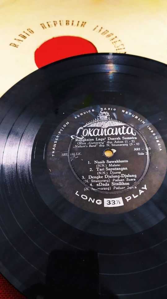 Piringan Hitam Rangkaian Lagu - Lagu Daerah Sumatera