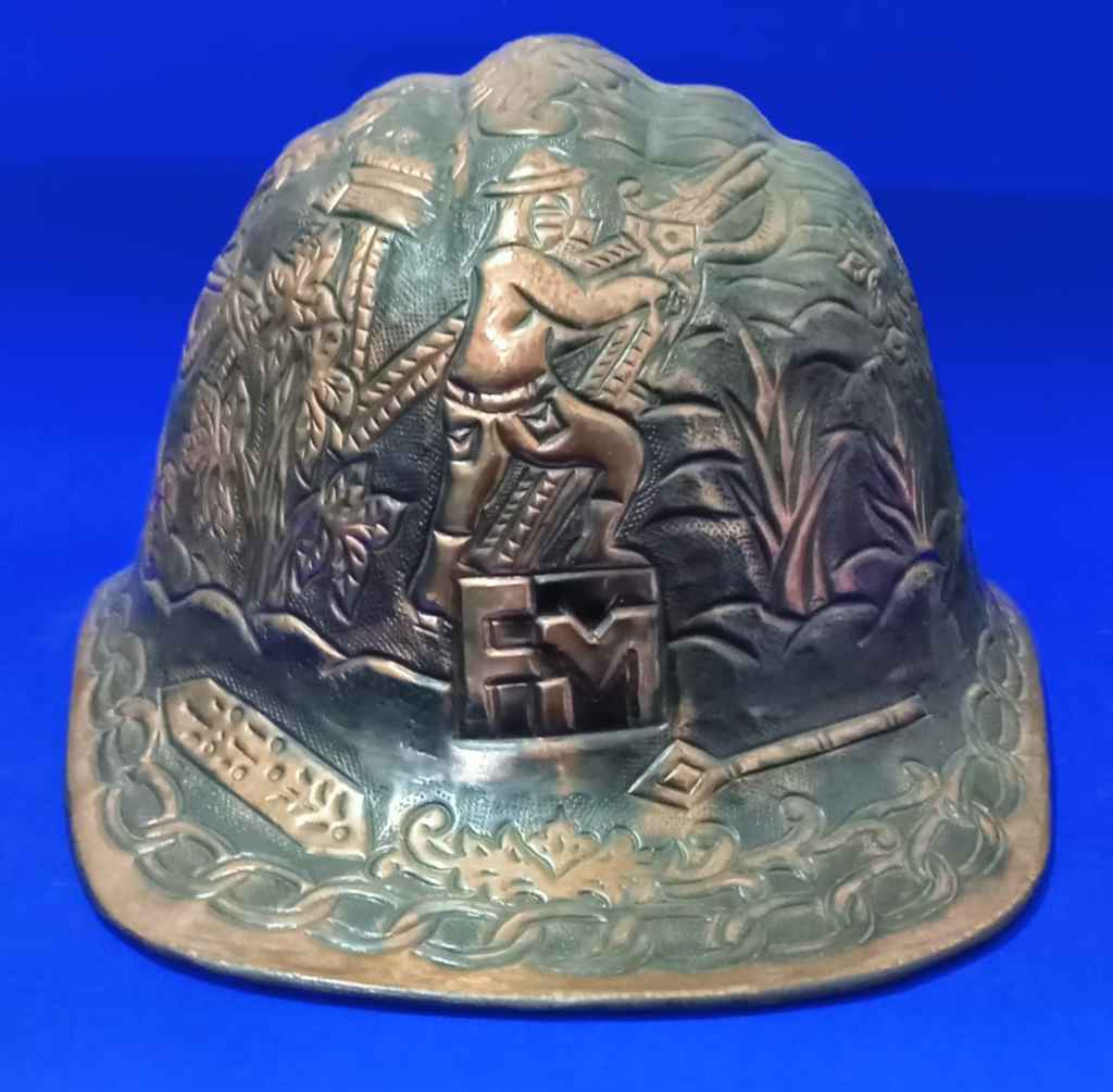 helem/topi kerajinan