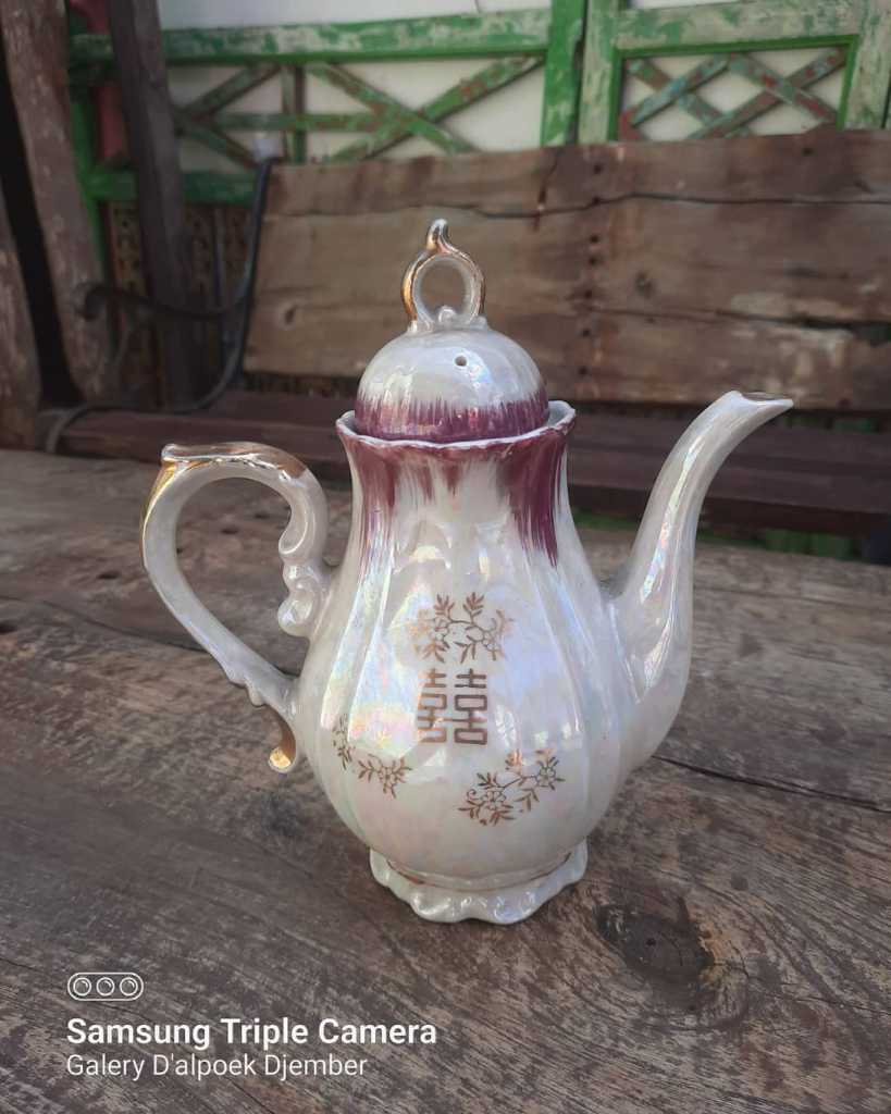 Teko Keramik Jepang Vintage