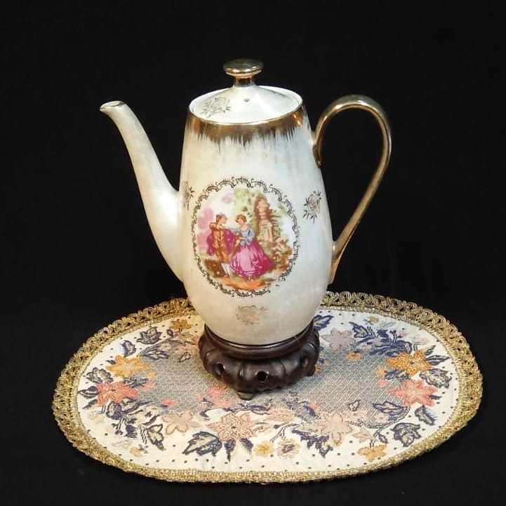 Teko Porcelain Vintage