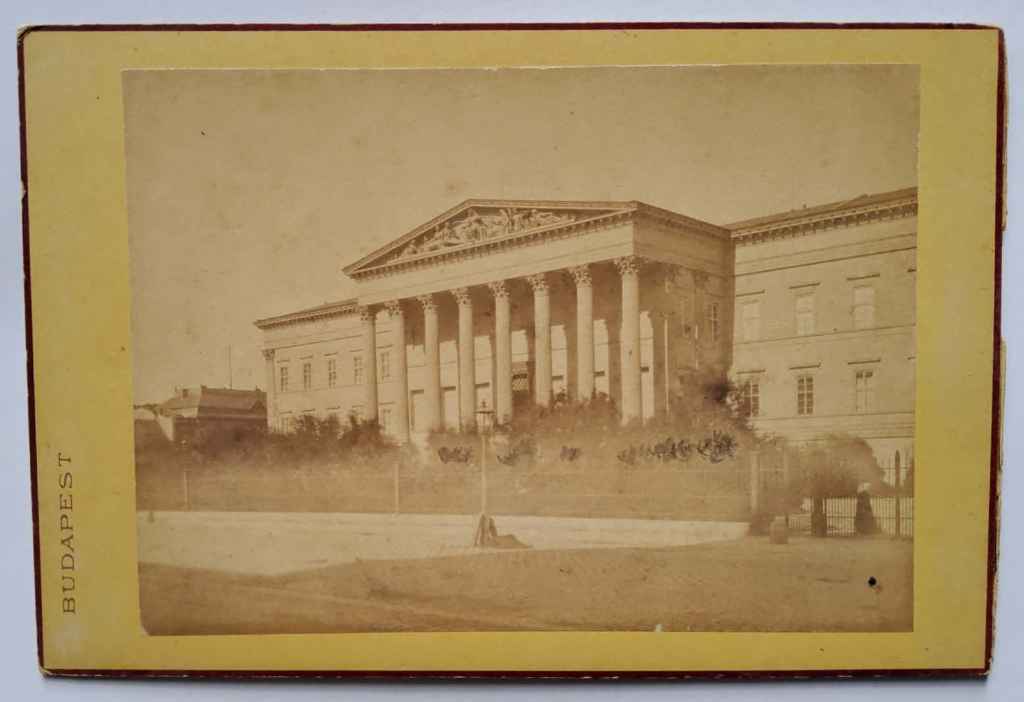 koleksi foto Antik/Kuno estimasi tahun 1870-an (A 0033)