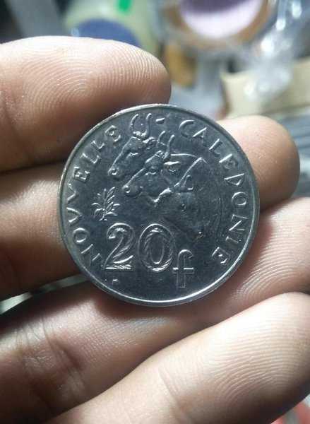 A 2202 Koin Kuno 20 Francs Republika Francaise 2009 Kondisi Sesuai Gambar
