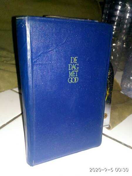 Buku Rohani Tua Belanda DE DAG MET GOD Tahun 1959
