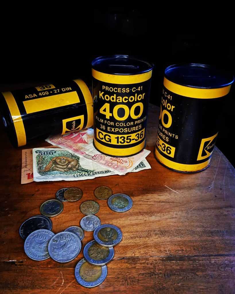 Celengan "KODAK FILM".., bentuk seperti roll film.. 3 biji..