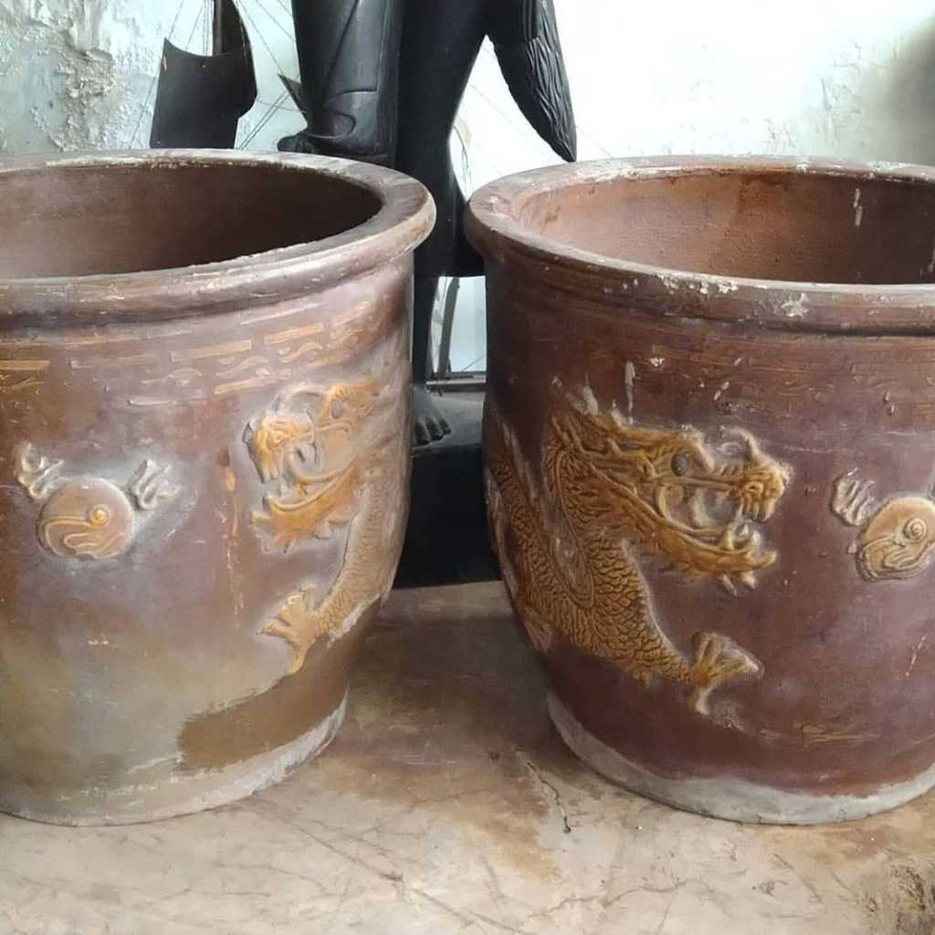 Guci Keramik China Antik