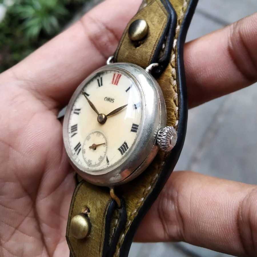 JAM TANGAN ANTIK ORIS MILITARY SUB SECOND