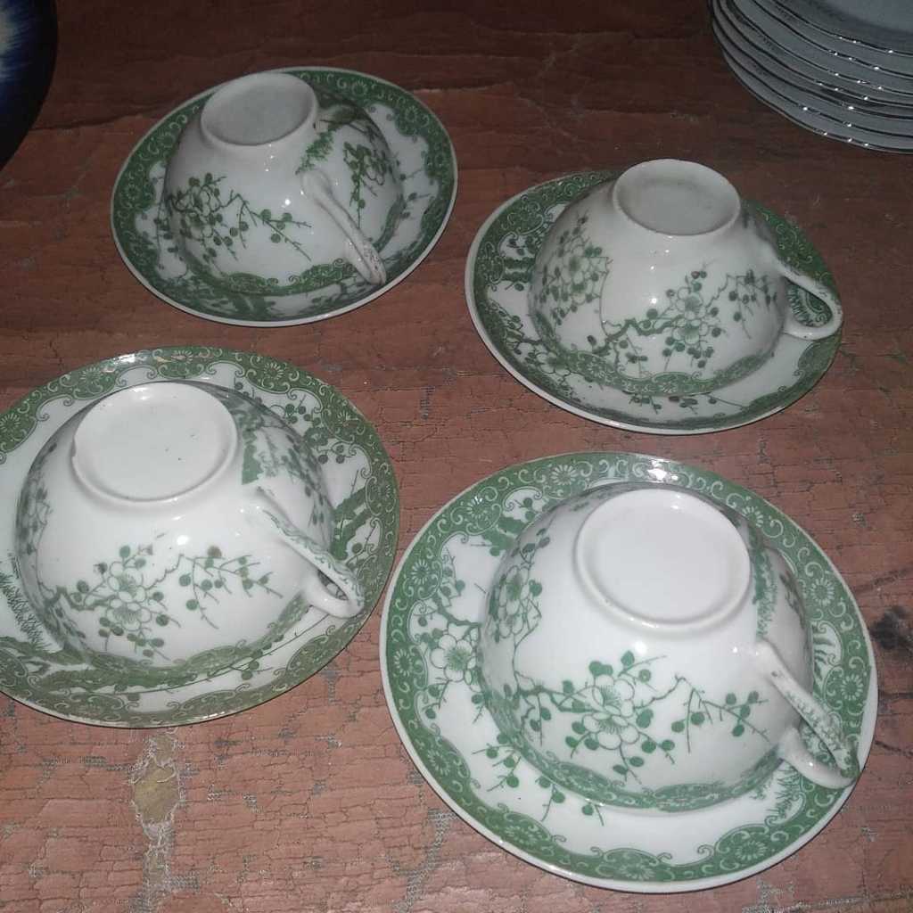 Cangkir Keramik China Vintage