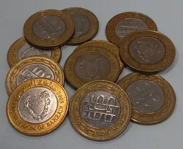 A41 Per 1 Keping Koin Bahrain 100 Fils Tahun 2005 Bekas Pakai