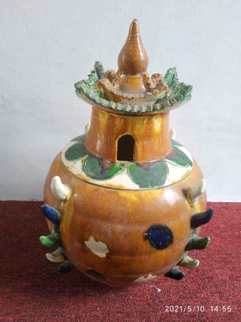 Guci Keramik China Antik