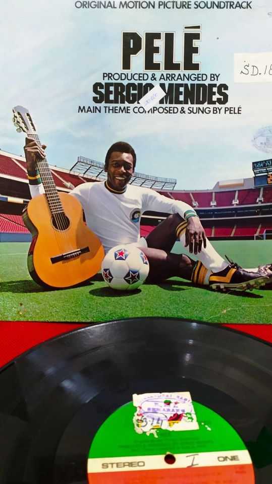 Piringan Hitam Album Koleksi Pele