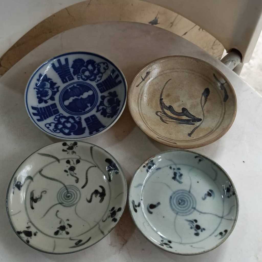 Piring Keramik Antik China
