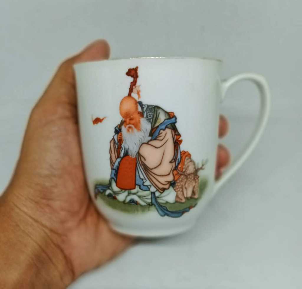 Cangkir Porcelain Vintage