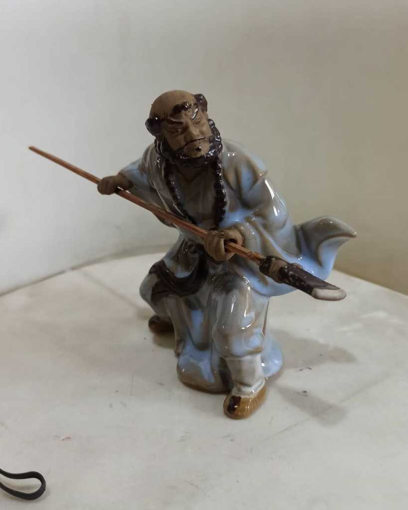 Patung Keramik Vintage