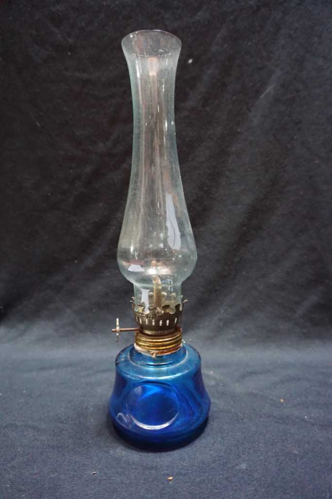 Lampu Teplok Biru