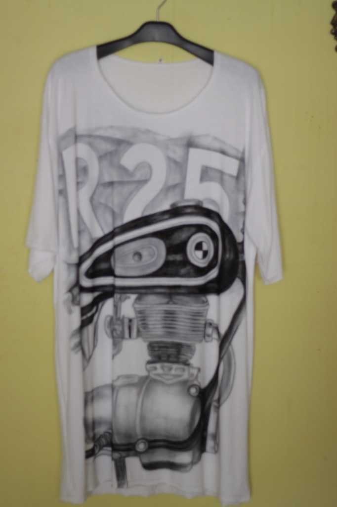 lukisan kaos bahan katun "BMW R25"
