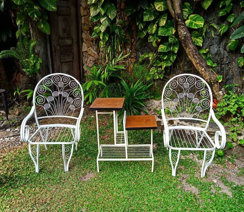 Kursi Teras Vintage