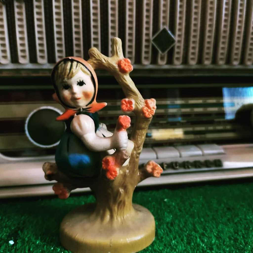 Patung Plastik Vintage