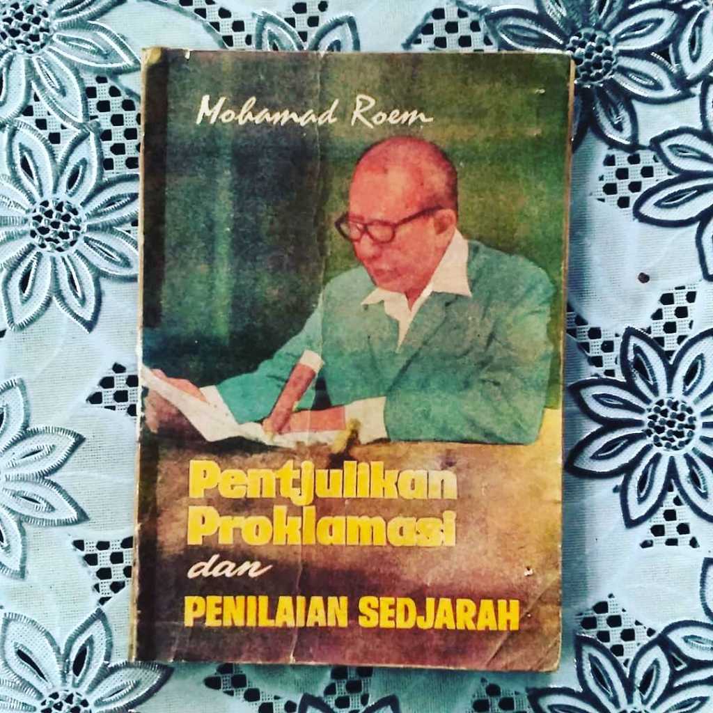 Buku PENTJULIKAN PROKLASI DAN PENILAIAN SEDJARAH DAN PENILAIAN SEDJARAH