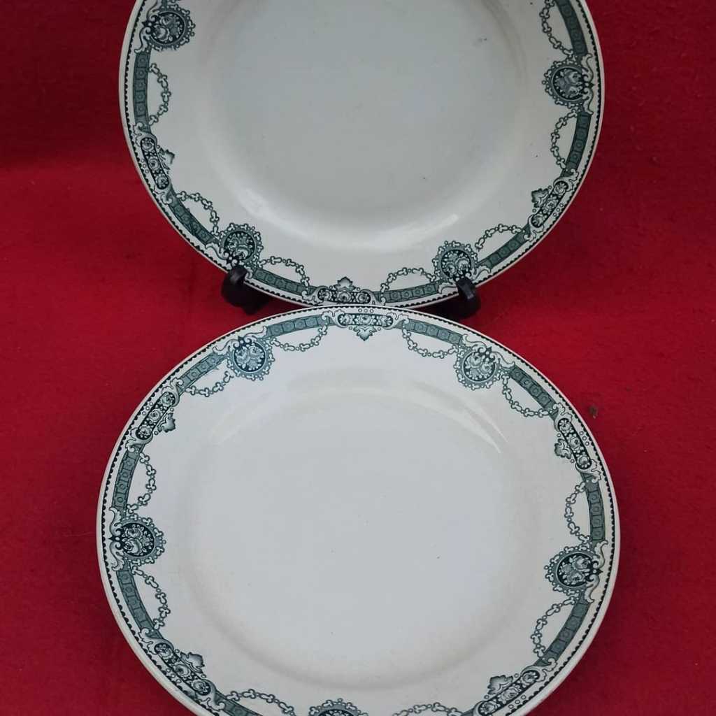 Piring Keramik Vintage