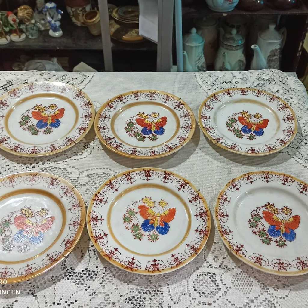 Piring Keramik Vintage