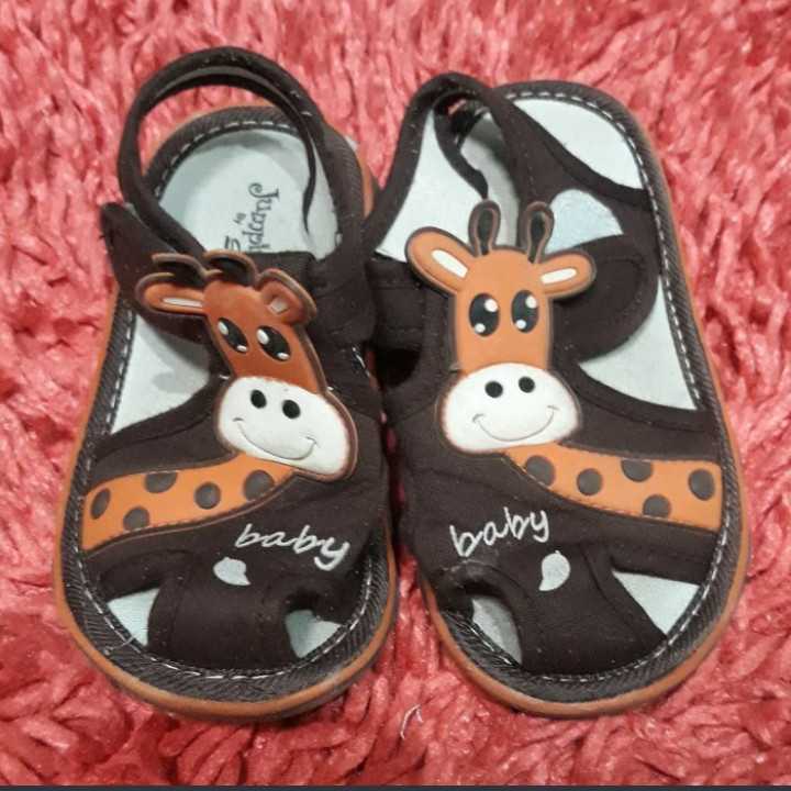 Sepatu bayi laki laki ukuran 19 Merk Crocodile