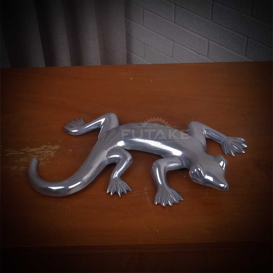 ORNAMEN CICAK MATERIAL ALUMNINIUM FINISHING HALUS