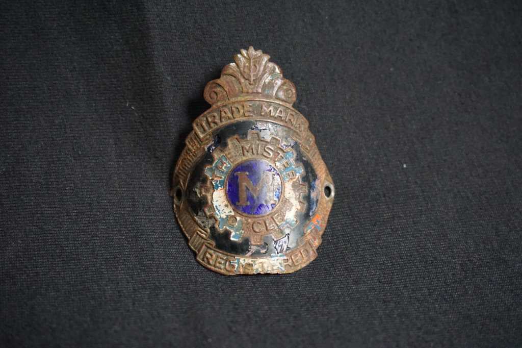 Emblem Plat Sepeda Ontel Merk Mister