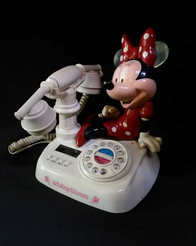 Telepon minie mouse...