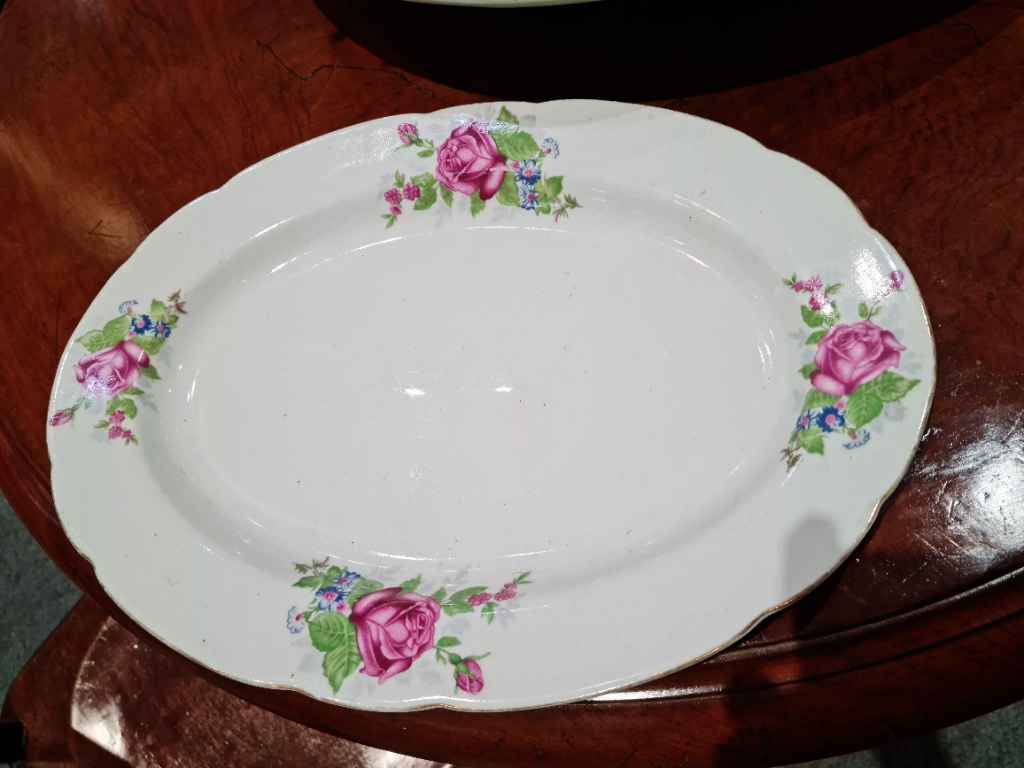 Piring Keramik Vintage China