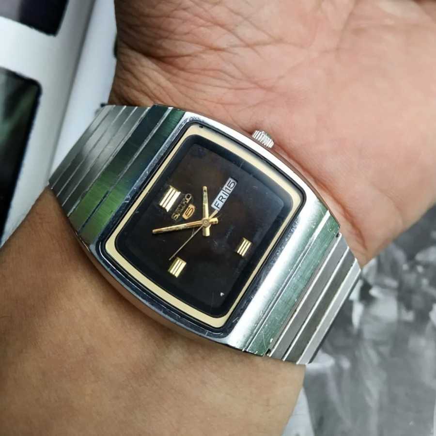 Jam Tangan Seiko 5 Automatic day date Swiss made