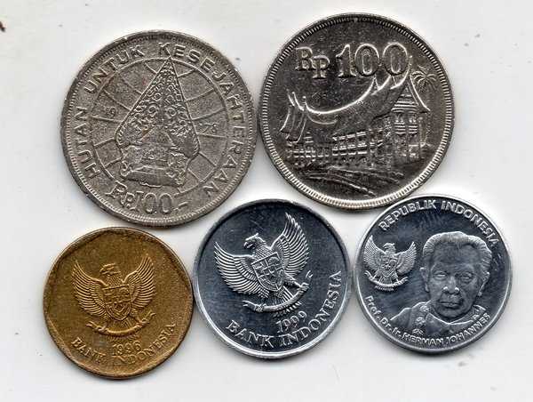 A2620 Koin Kuno Indonesia Koleksi Set Lengkap 5 keping Variasi Koin 100 Rupiah Indonesia