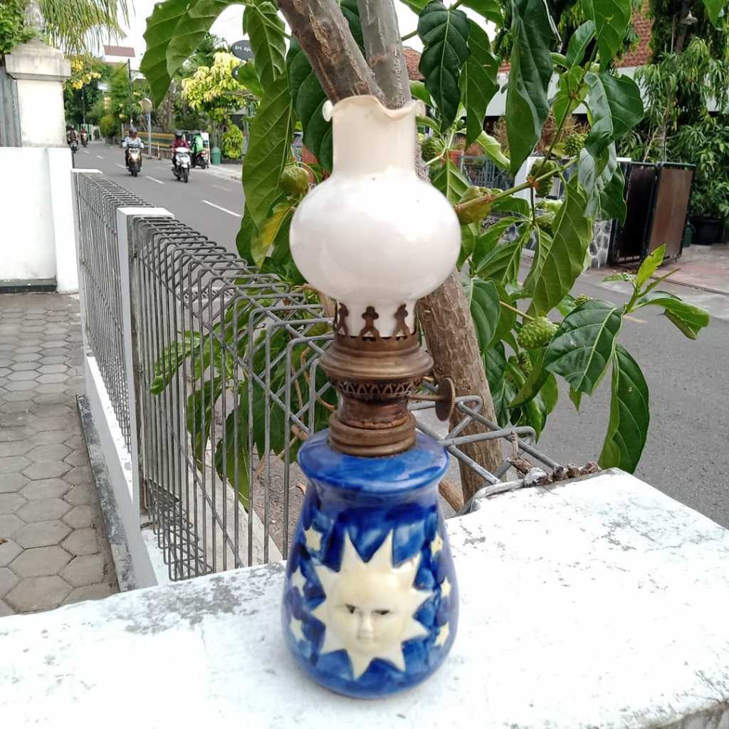 Lampu teplok