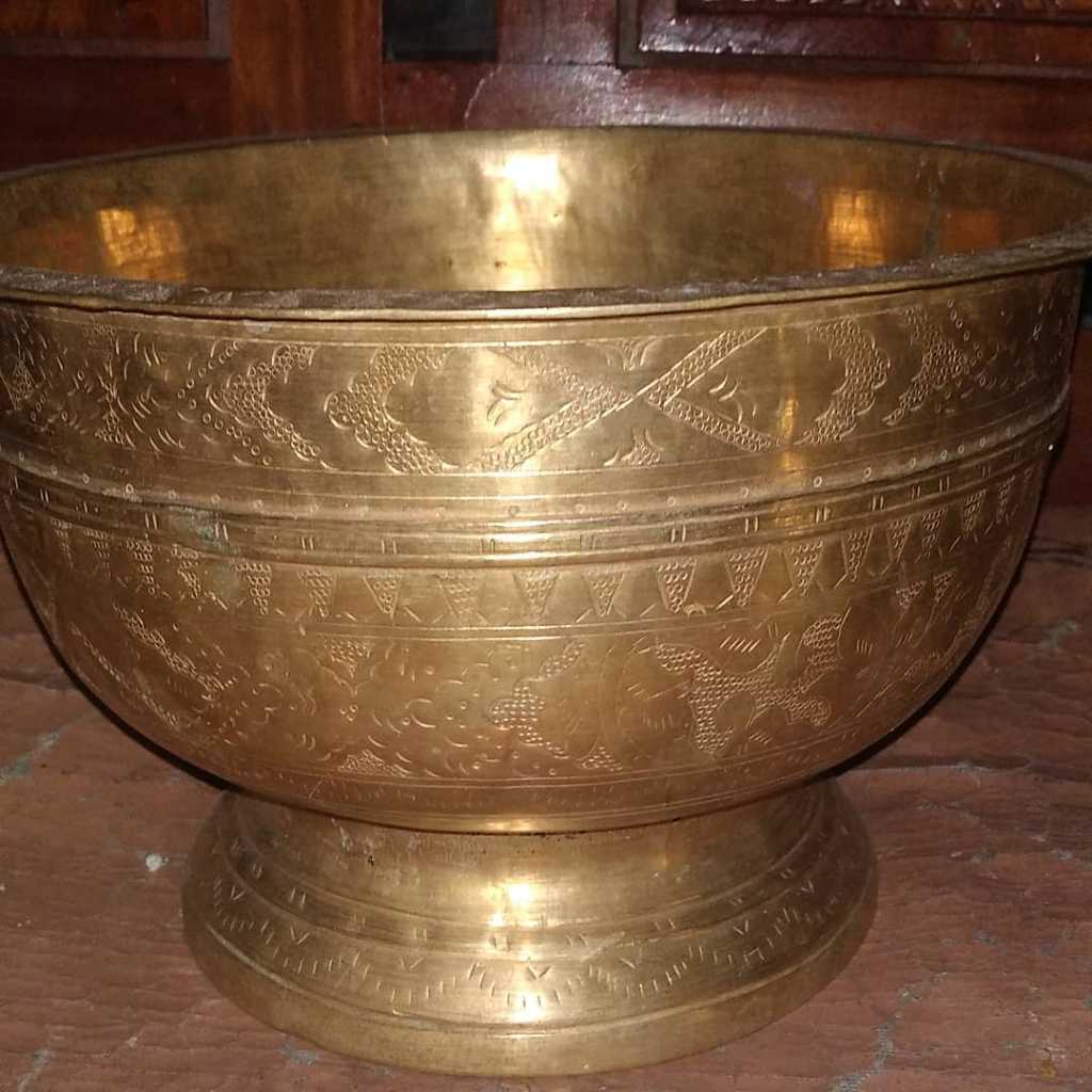 Bokor diameter 23cm bisa buat nanam