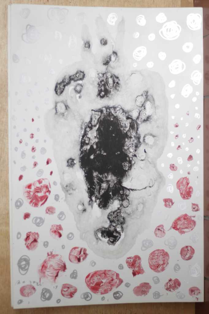 Lukisan tinta diatas kertas ( Jantung )