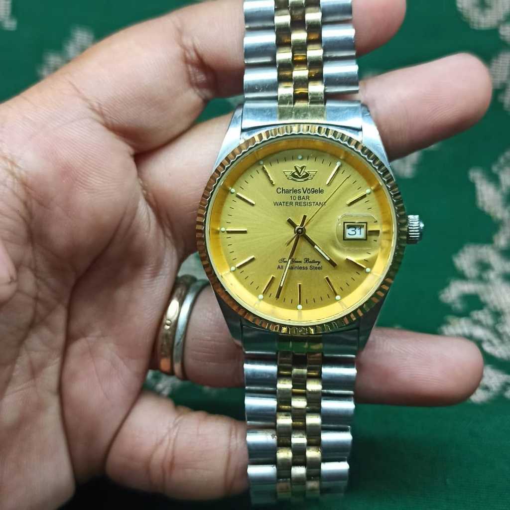 Jam pria Charles vogele