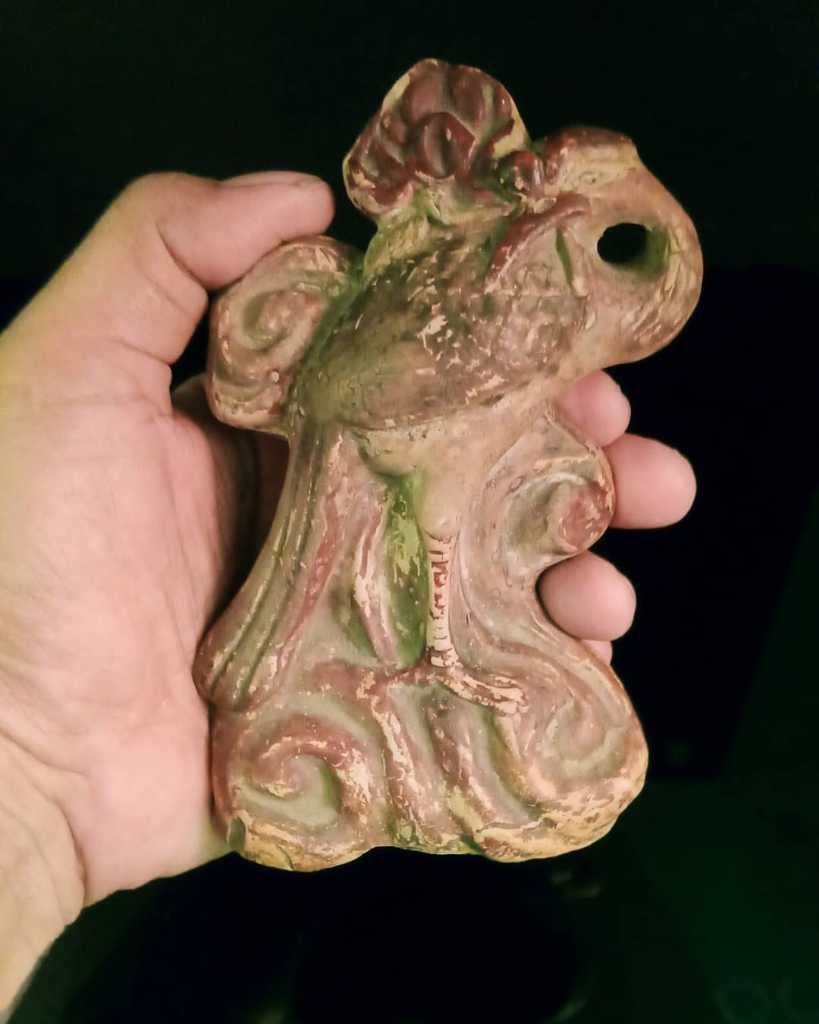 Patung Terakota Burung