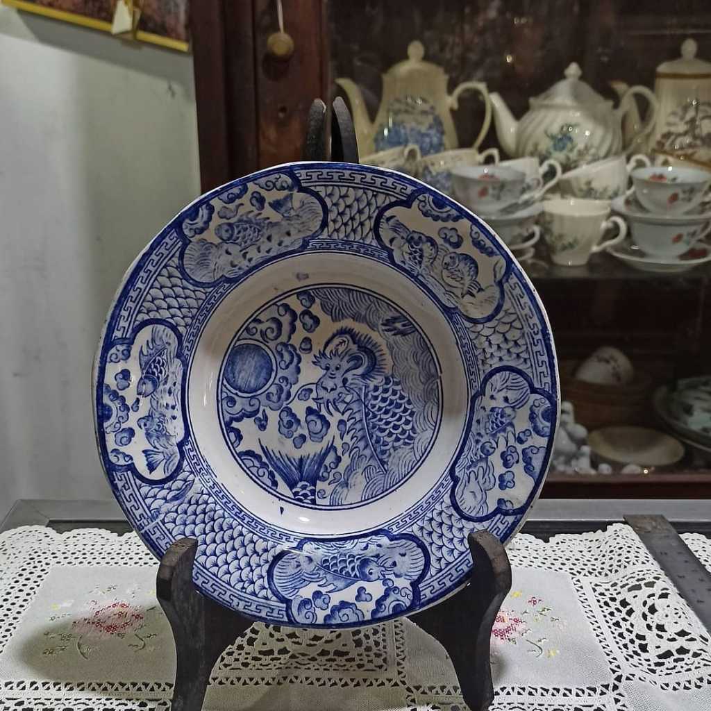 Pirng hias motif naga