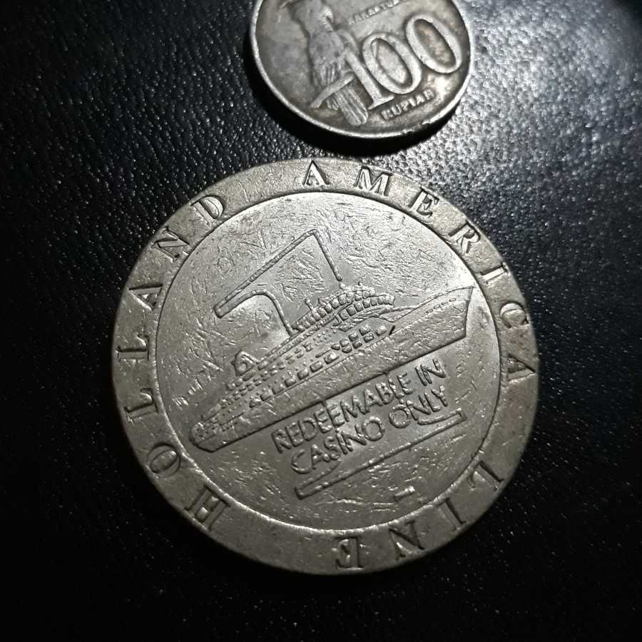 Token / Koin / Souvenir - 1 Dollar Casino Token . Holland America Line