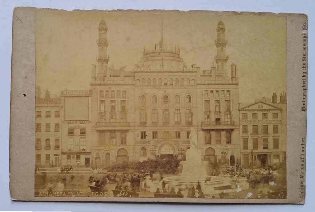 Foto Antik / Foto Kuno ; estimasi tahun 1870-an; ukuran 10,5cm x 14cm (kecil 0030)