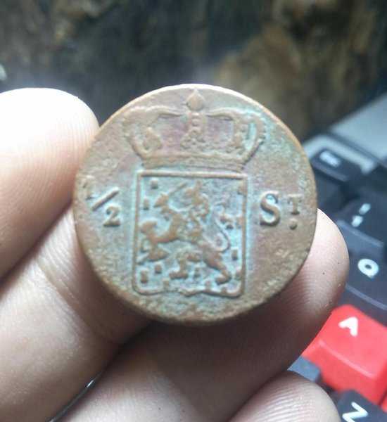 A 1741 Koin NEDERL INDIE Setengah Stuiver Tahun 1826 Kondisi Sesuai Gambar