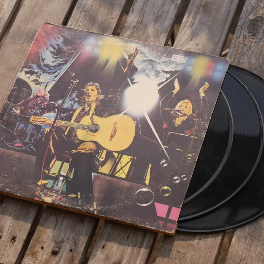 Piringan Hitam Paul McCartney 3 Lp