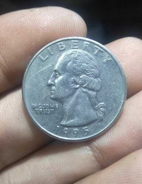 A 1986 Per 1 Keping Koin QUARTER DOLLAR USA Tahun 1995 Bekas Pakai Kondisi Sesuai Gambar