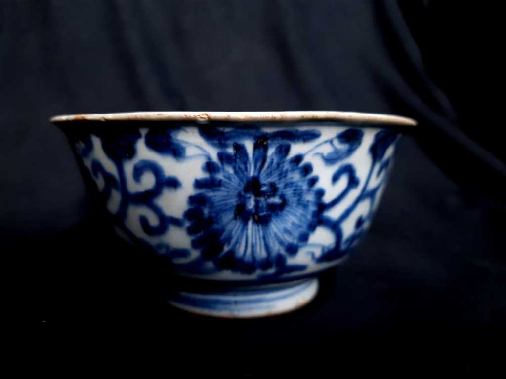 Mangkok Keramik Antik