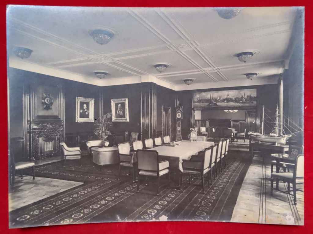 Foto Kuno Estimasi Tahun 19-an awal (E 0005)